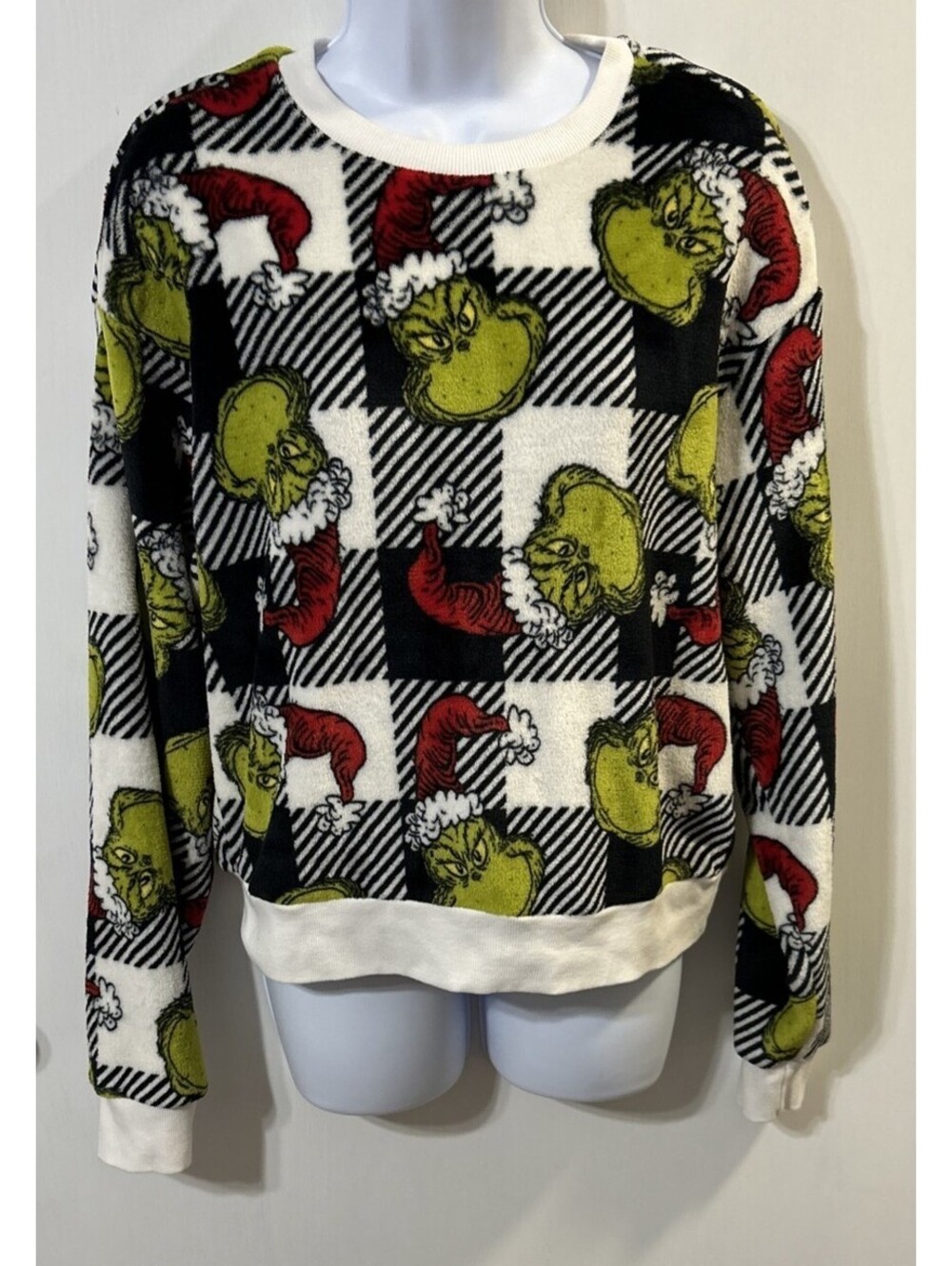 Grinch W/ Santa Hat Fleece Pullover - White and Black Buffalo Check Pattern M